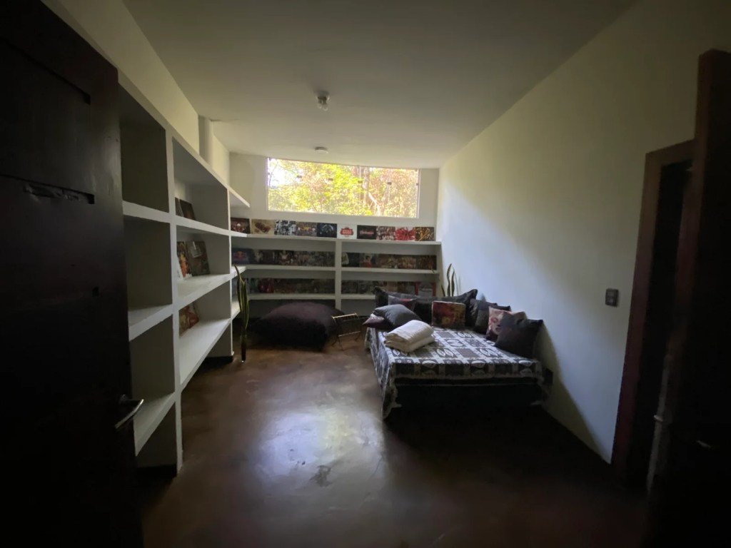 Casa-de-Luxo-08-Quartos-com-Suite-–-Brumadinho-4-scaled (1)
